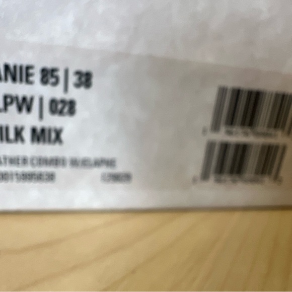 Jimmy Choo Ivory and Snakeskin Pattern Heels - Picture 7 of 7